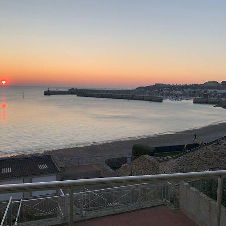 Les Pieds Dans L'Eau Acces Direct A La Plage ! Granville Exterior foto